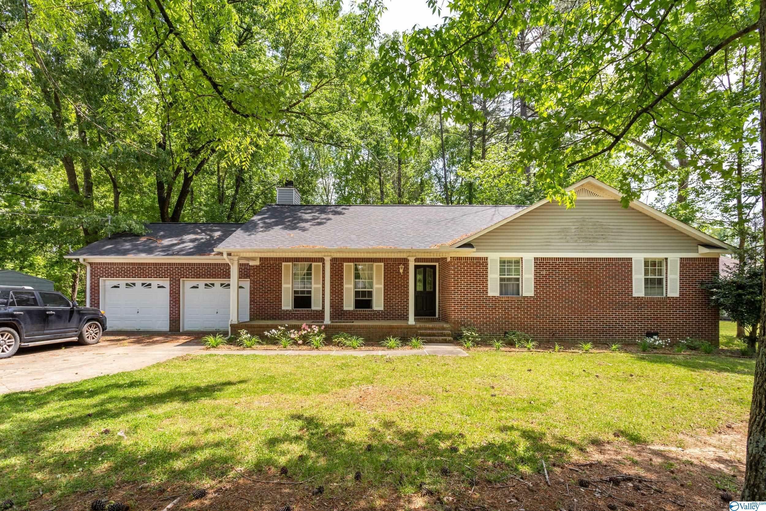 2075 Jane Lane  Southside AL 35907 photo