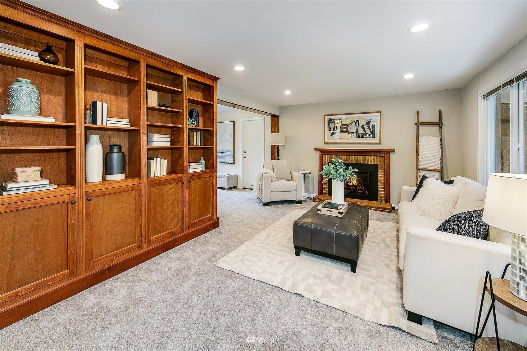 Property Photo: 4039 NE 87th Street WA 98115