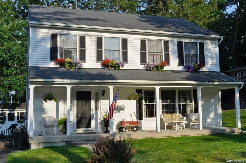 Property Photo:  3 Vinebrook Avenue  NY 12520 