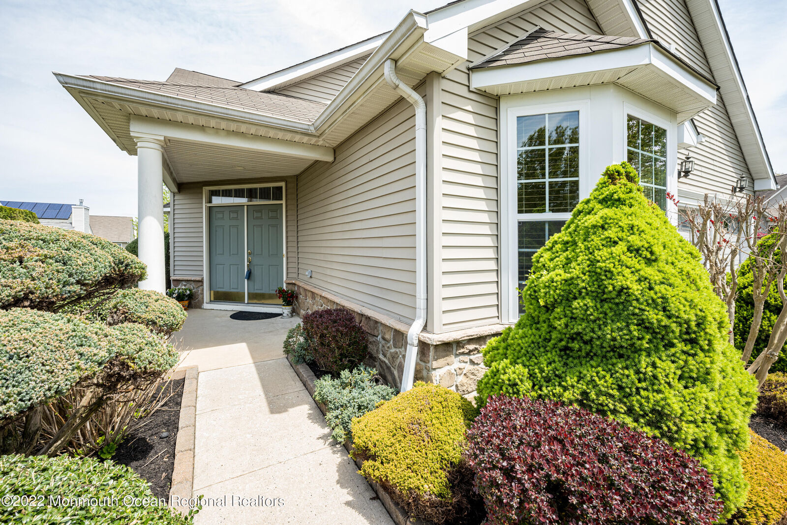 Property Photo:  528 Bennington Lane  NJ 08701 