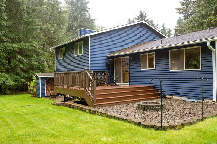 Property Photo:  2628  Busby Road  WA 98277 