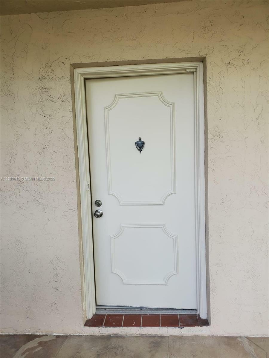 Property Photo:  3900 NW 76th Ave 102  FL 33351 