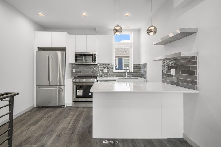 Property Photo: 4800 B Stone Avenue N WA 98103