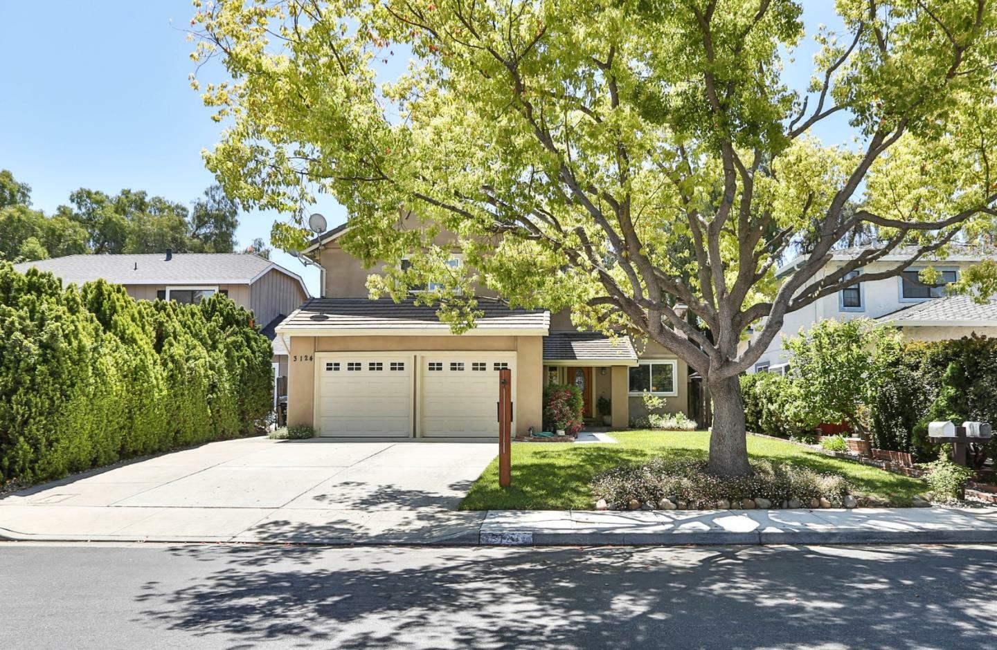 Property Photo:  3124 Greenford Court  CA 95148 