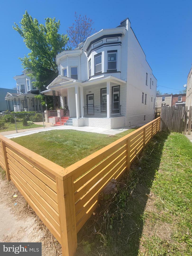 Property Photo:  806 E 41st Street  MD 21218 