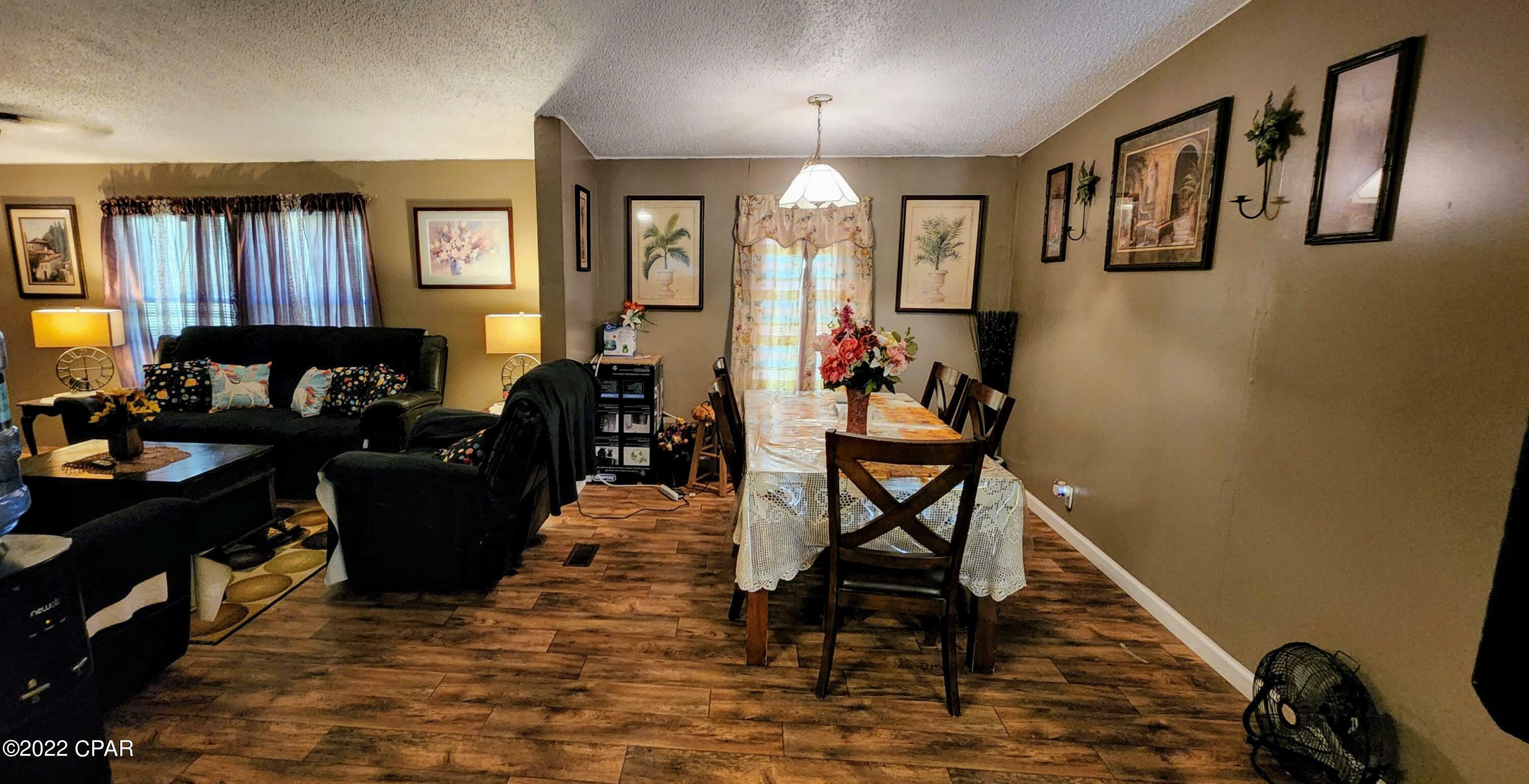 Property Photo: 2199 Long Round Bay Road FL 32425
