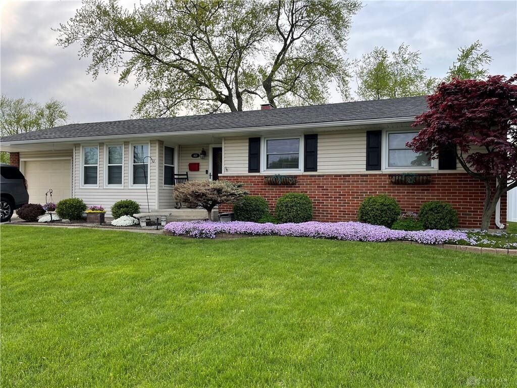 Property Photo: 1021 Neri Avenue OH 45377