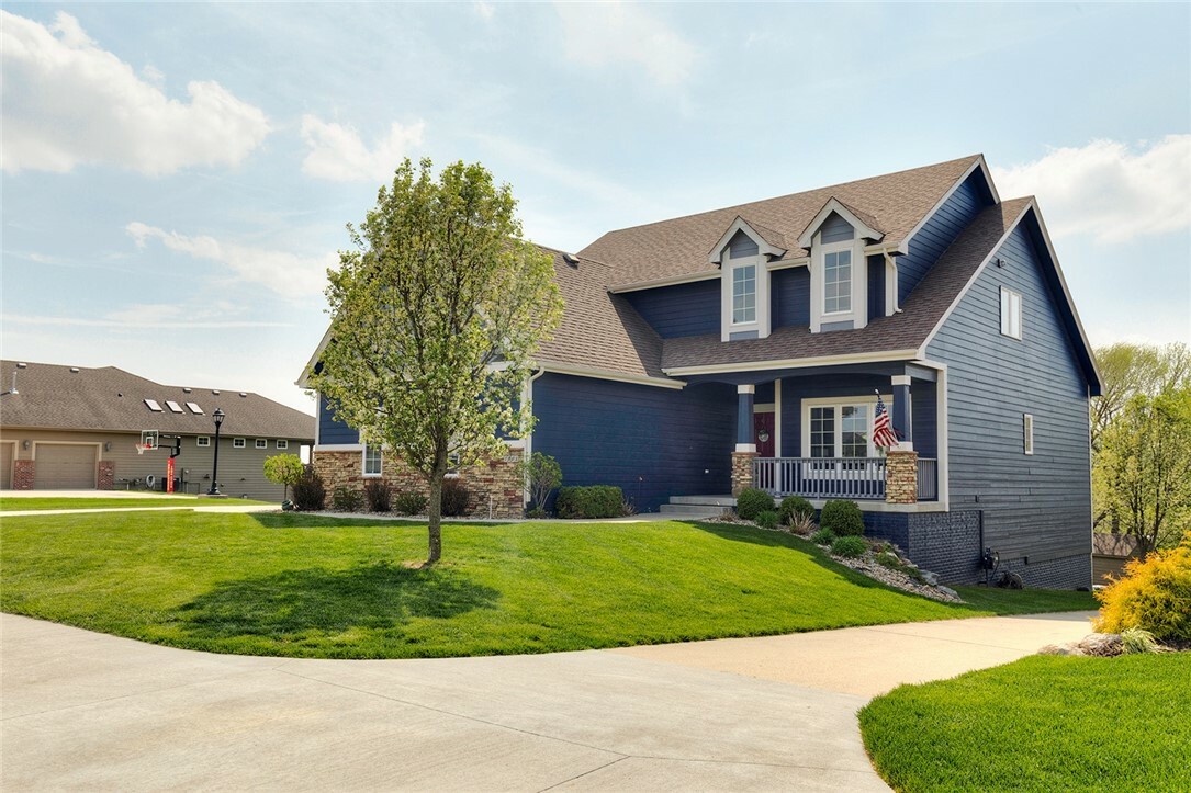 Property Photo:  1808 SE Clover Ridge Drive  IA 50021 