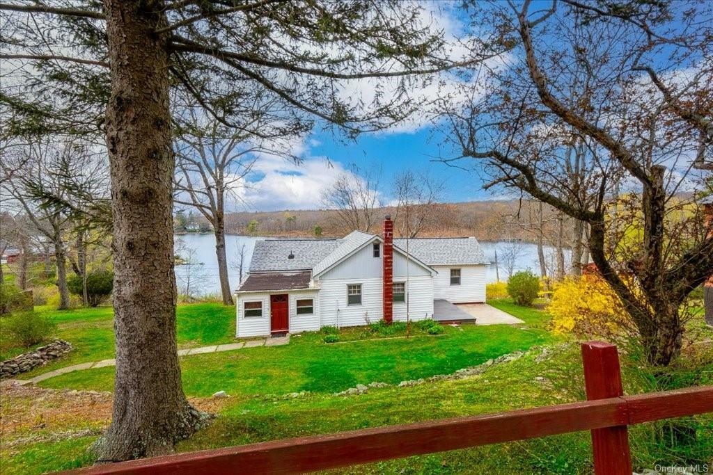 Property Photo:  7 Gardner Drive  NY 12771 