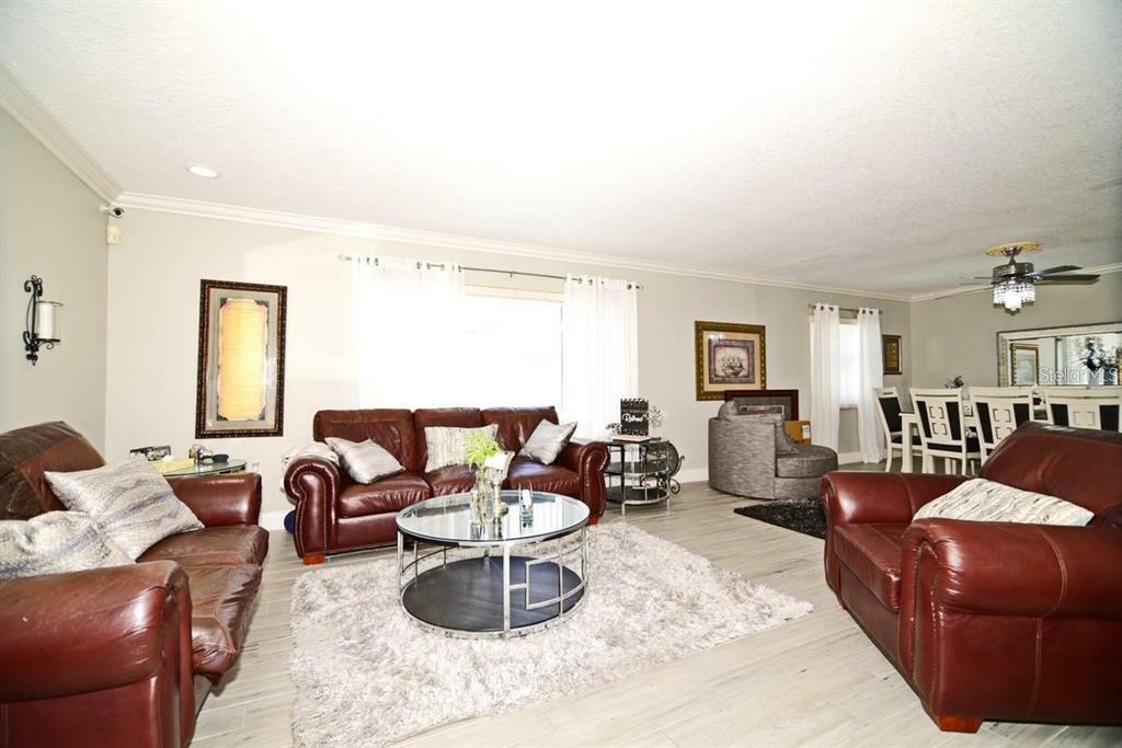 Property Photo:  8251 Caraway Drive  FL 32819 