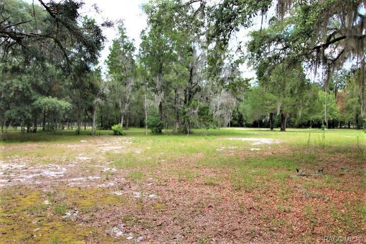 Property Photo:  4807 E Withlacoochee Trail  FL 34434 