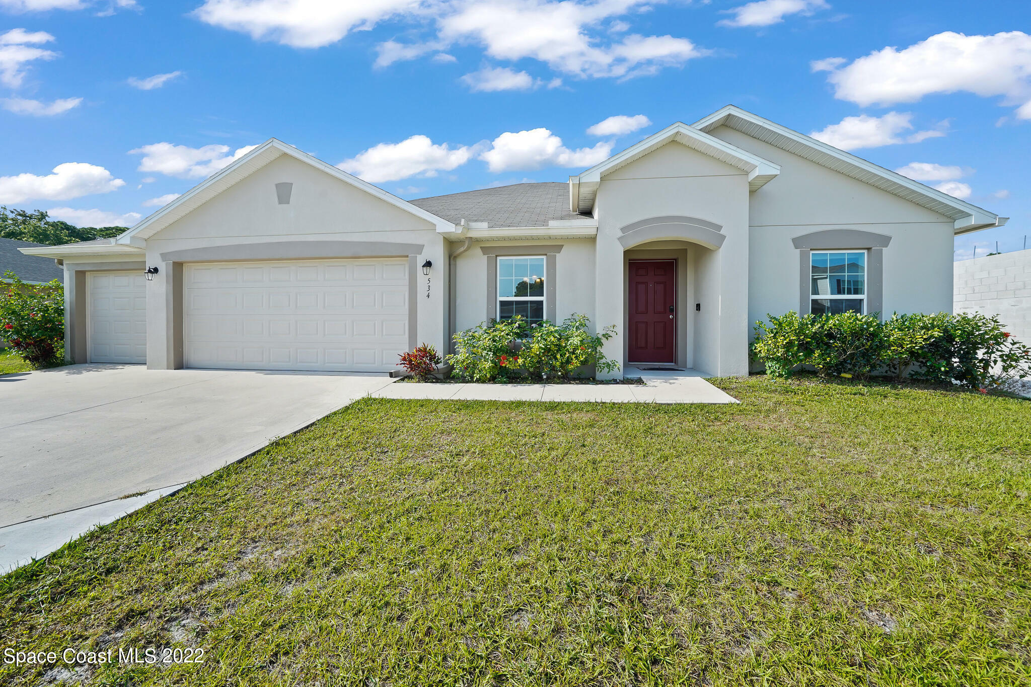 Property Photo:  534 Andrew Street SE  FL 32909 