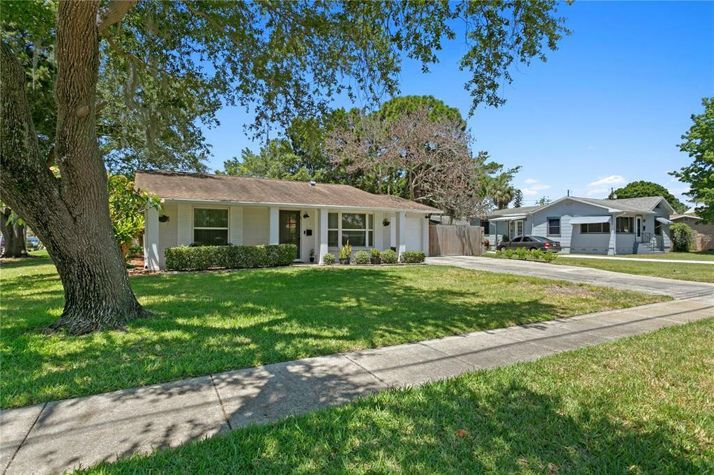 Property Photo:  4700 Chancellor Street NE  FL 33703 