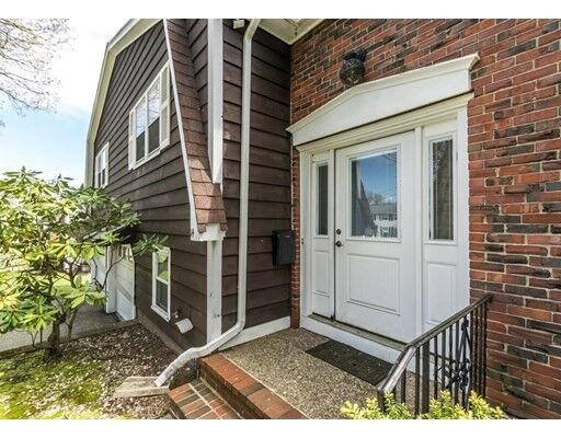 Property Photo:  14 Chatham Lane  MA 02452 