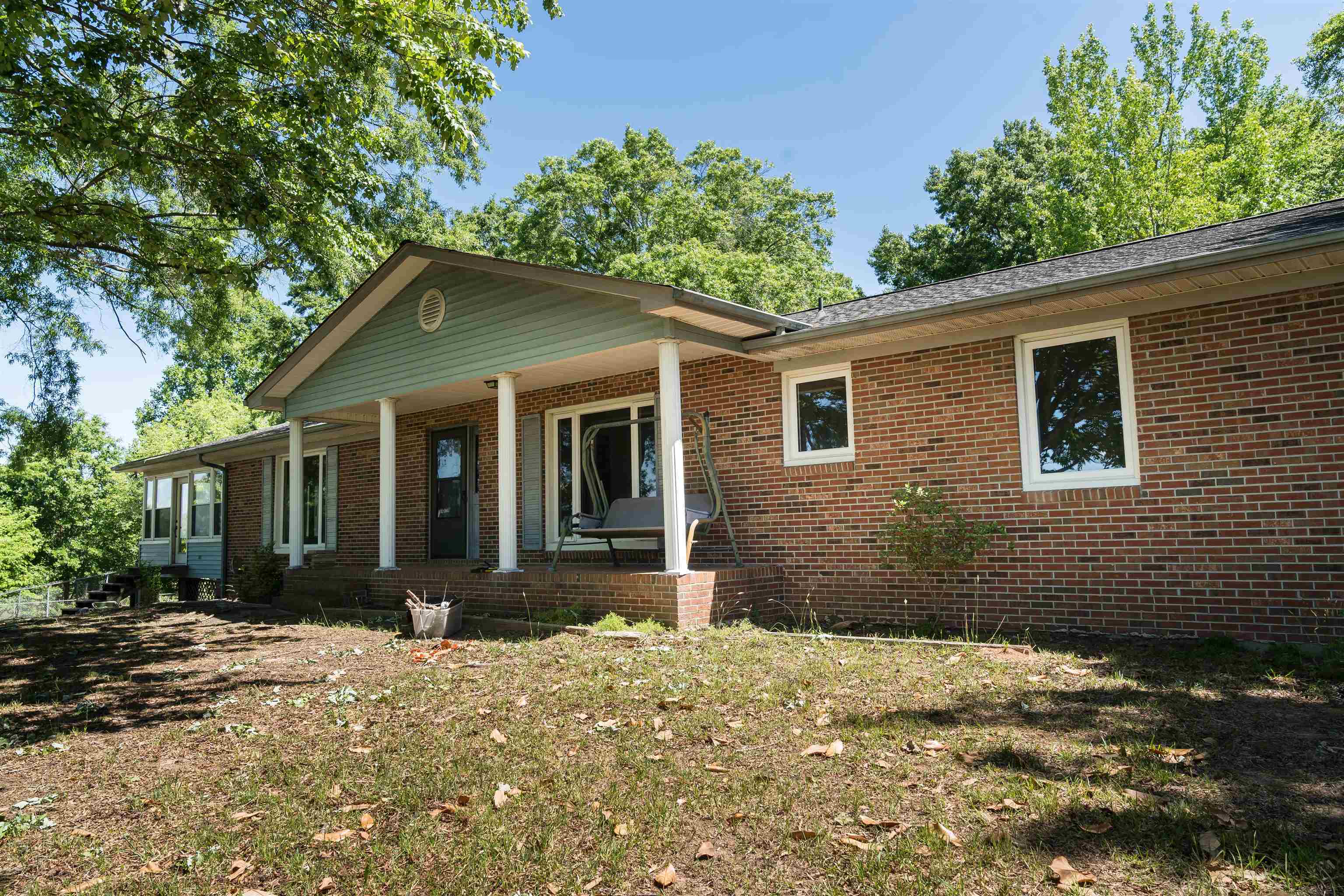 Property Photo:  401 Red Hill Lane  SC 29356 