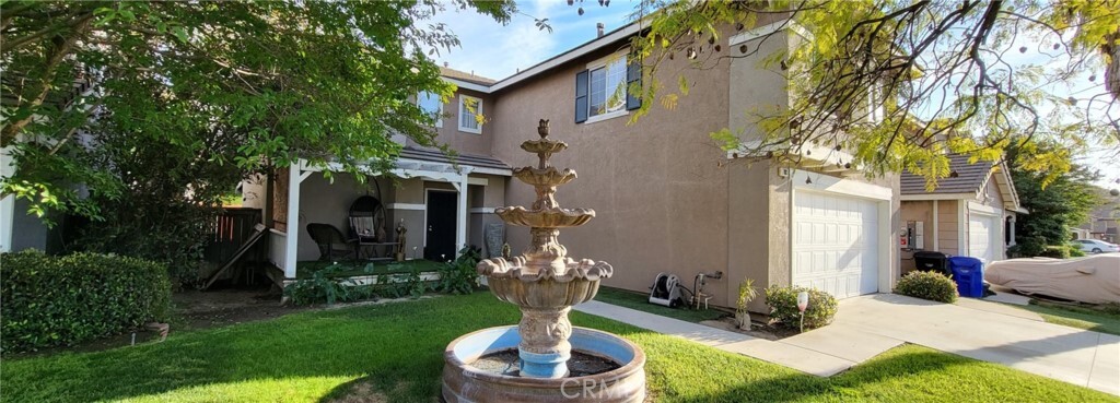 Property Photo: 17081 La Vesu Road CA 92337