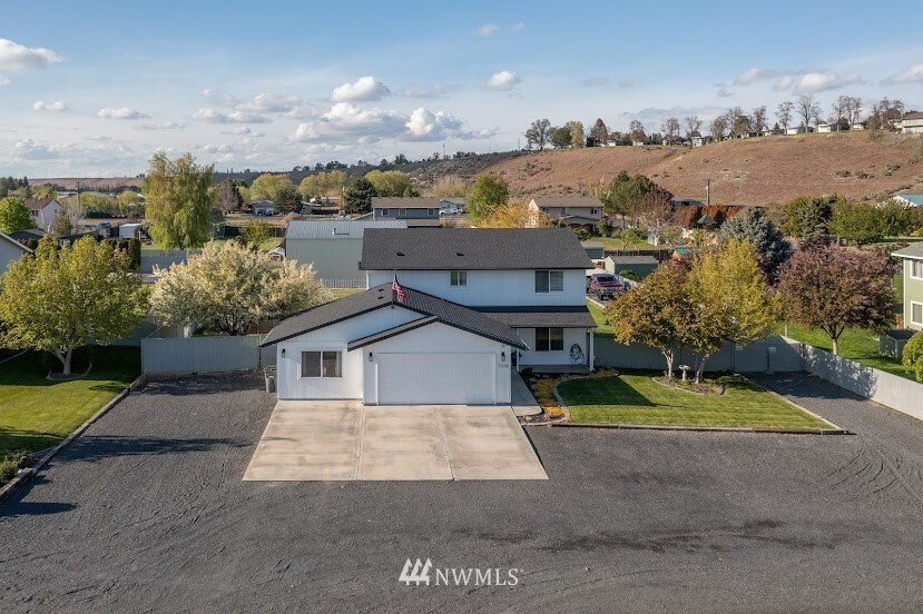 Property Photo:  7710 McDougal Avenue NE  WA 98837 