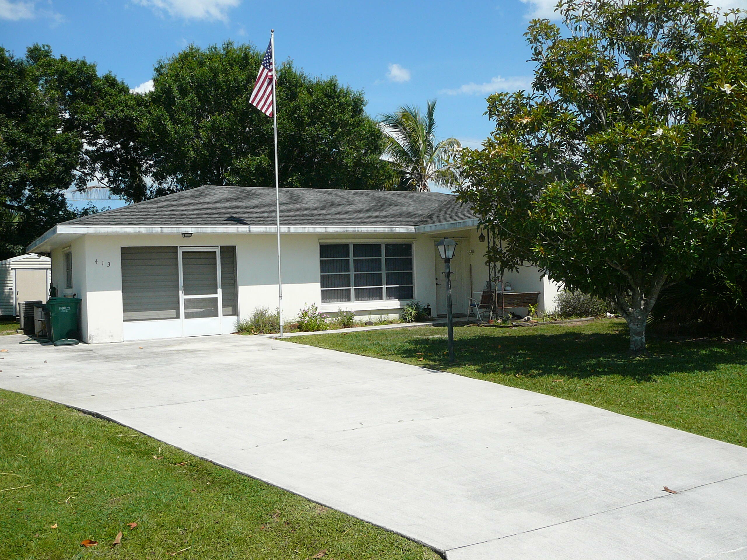 413 Poplar Avenue  Port Saint Lucie FL 34952 photo