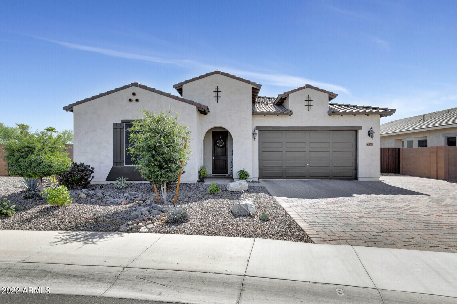 Property Photo: 4909 N 183rd Lane AZ 85395
