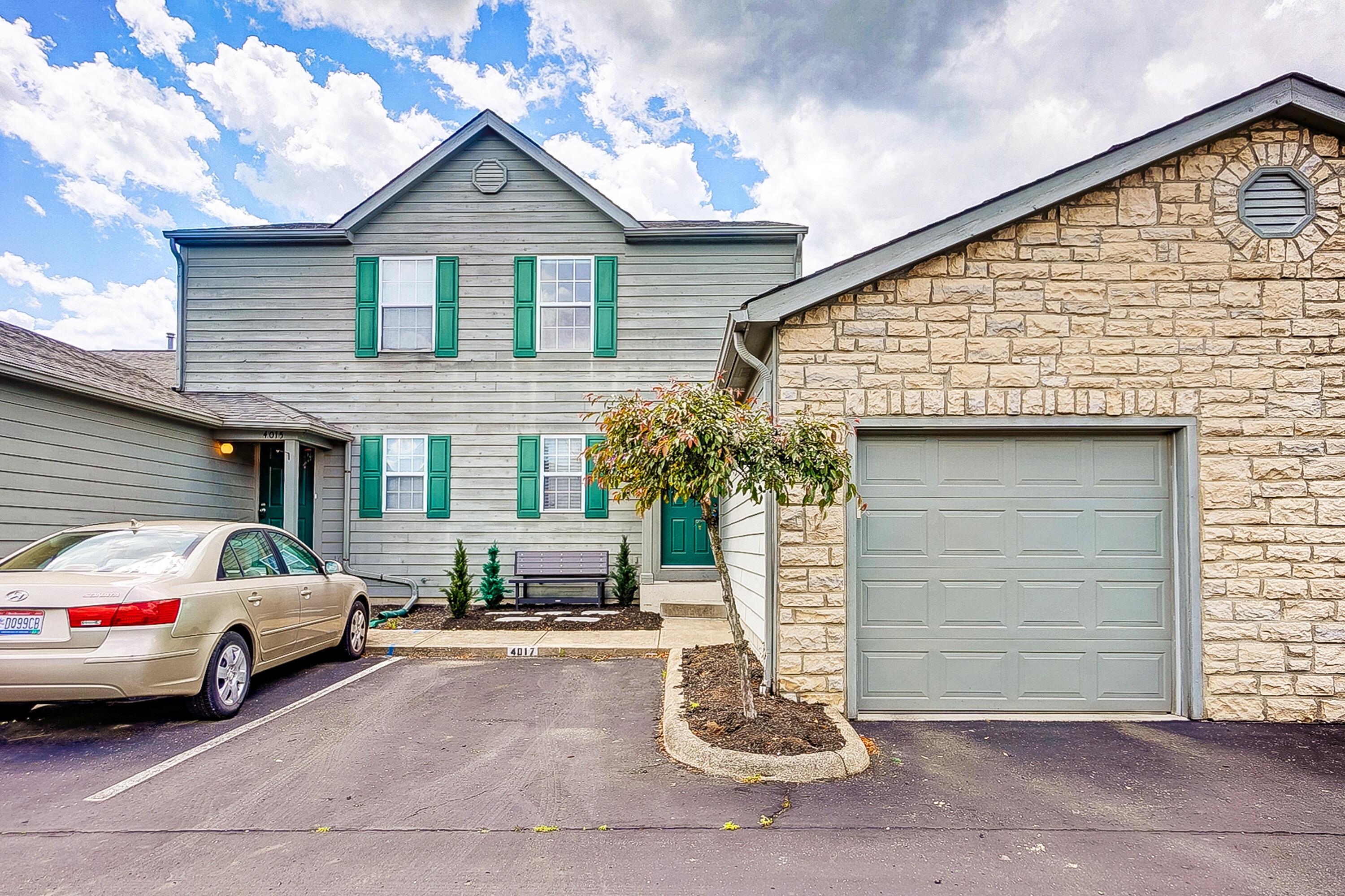 Property Photo:  4017 Meadowleigh Way  OH 43230 