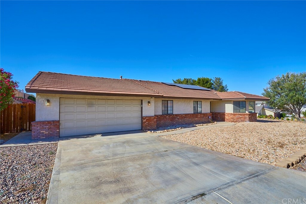 Property Photo:  17860 Vista Point Drive  CA 92395 