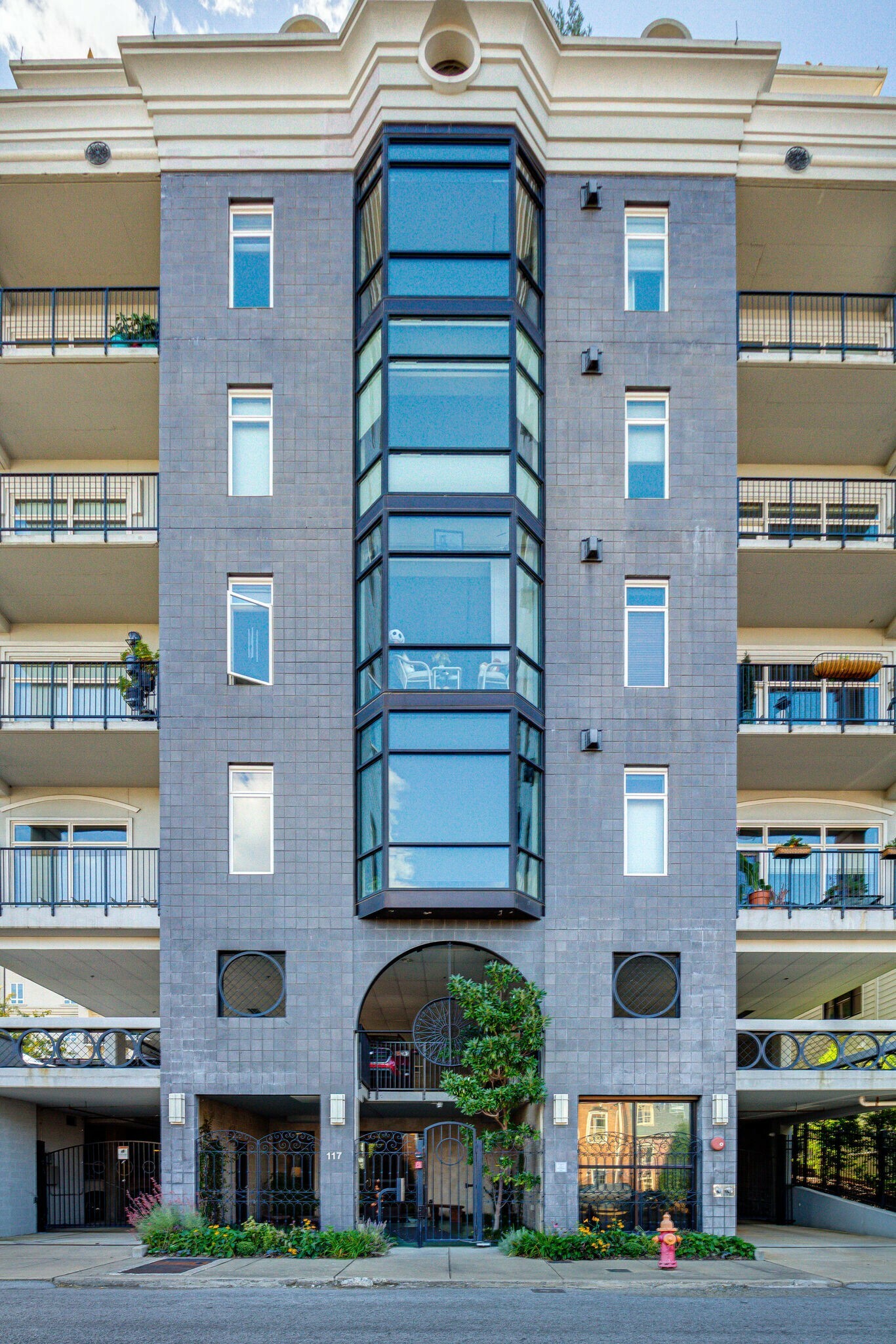 Property Photo: 117 30th Ave N 406 TN 37203
