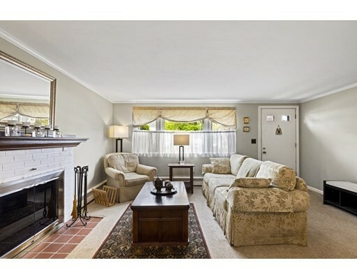 Property Photo:  52 Day Circle  MA 01801 