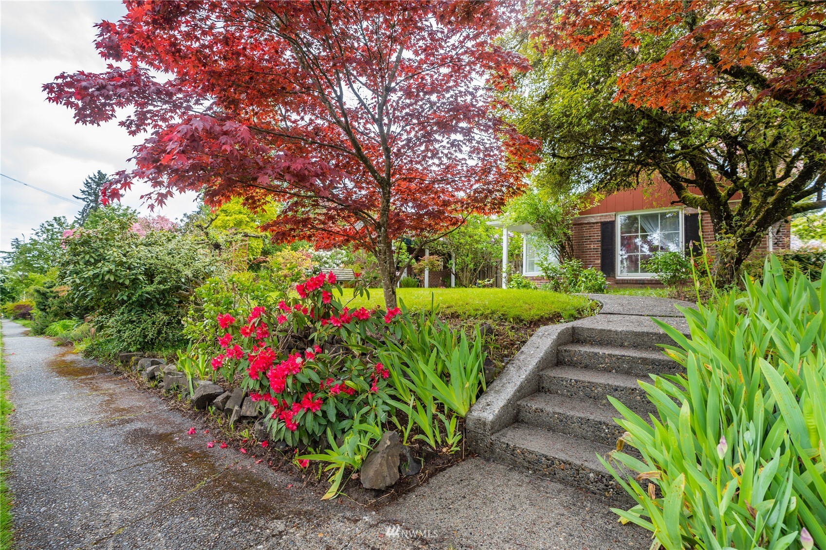 Property Photo: 1325 4th Avenue W WA 98502