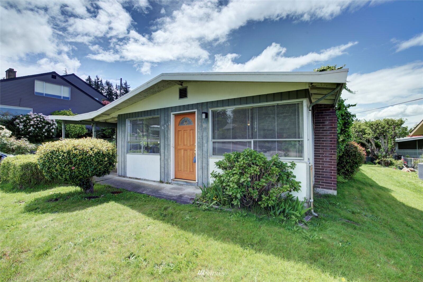 Property Photo:  6510 21st Avenue NE  WA 98422 