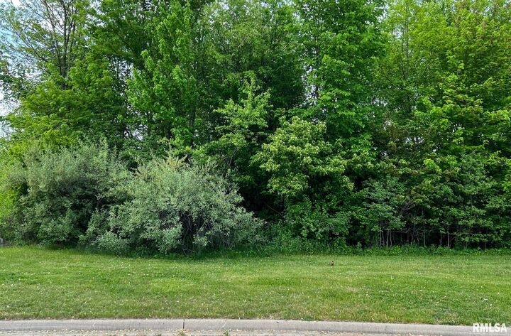 5745 N Mooring  Peoria IL 61615 photo