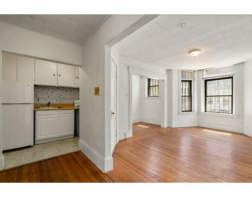 Property Photo:  63 Burbank St 63-5  MA 02115 