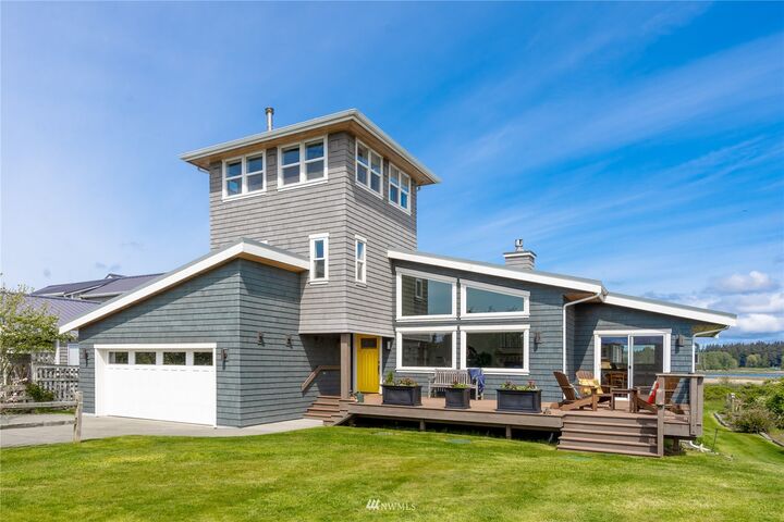 2219 Shore Avenue  Freeland WA 98249 photo