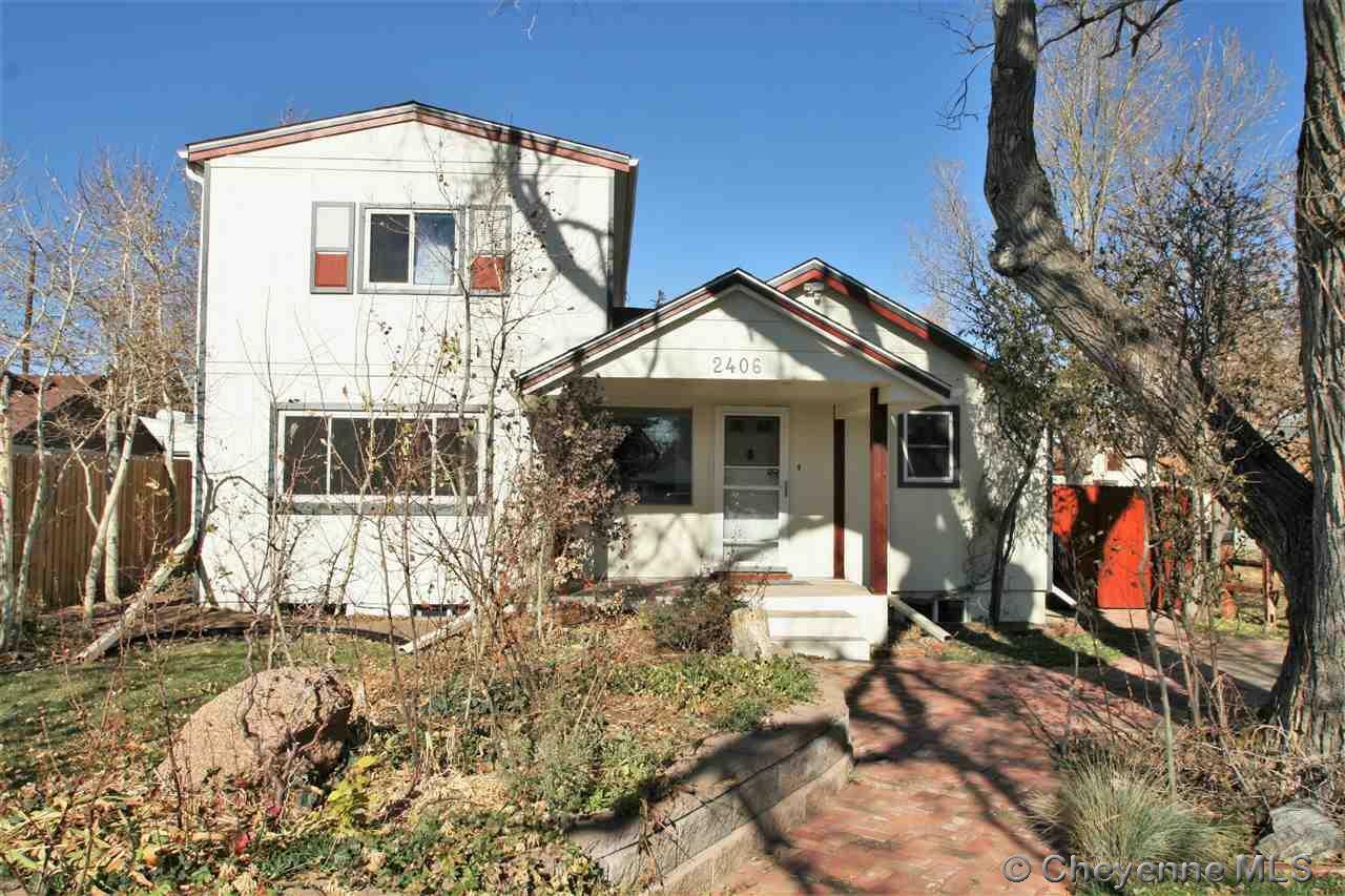 Property Photo:  2406 E 11th St  WY 82001 