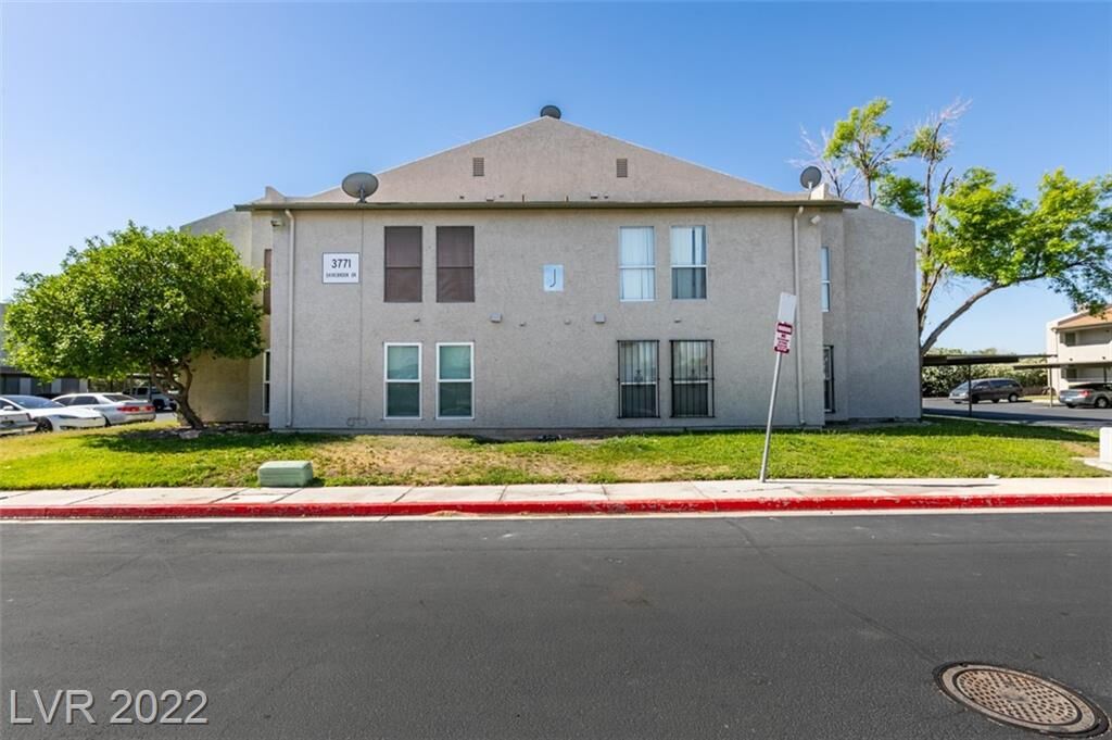 Property Photo: 3771 Shirebrook Drive 86 NV 89115