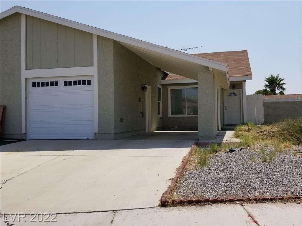 Property Photo:  4454 Honeydew Circle  NV 89147 