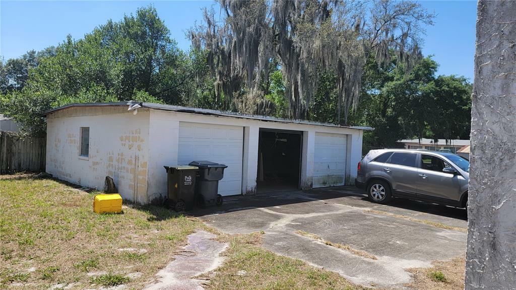 Property Photo:  2718 Avenue K NW  FL 33881 