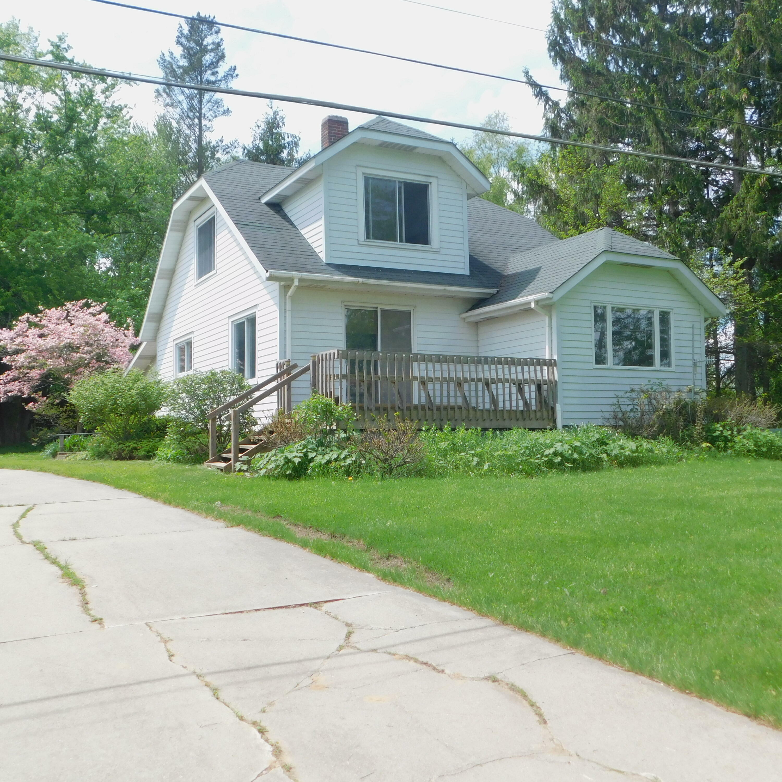 Property Photo:  2981 Baldwin Avenue  MI 49412 