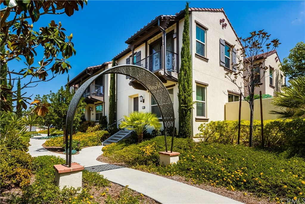 Property Photo:  116 Nature Walk  CA 92618 