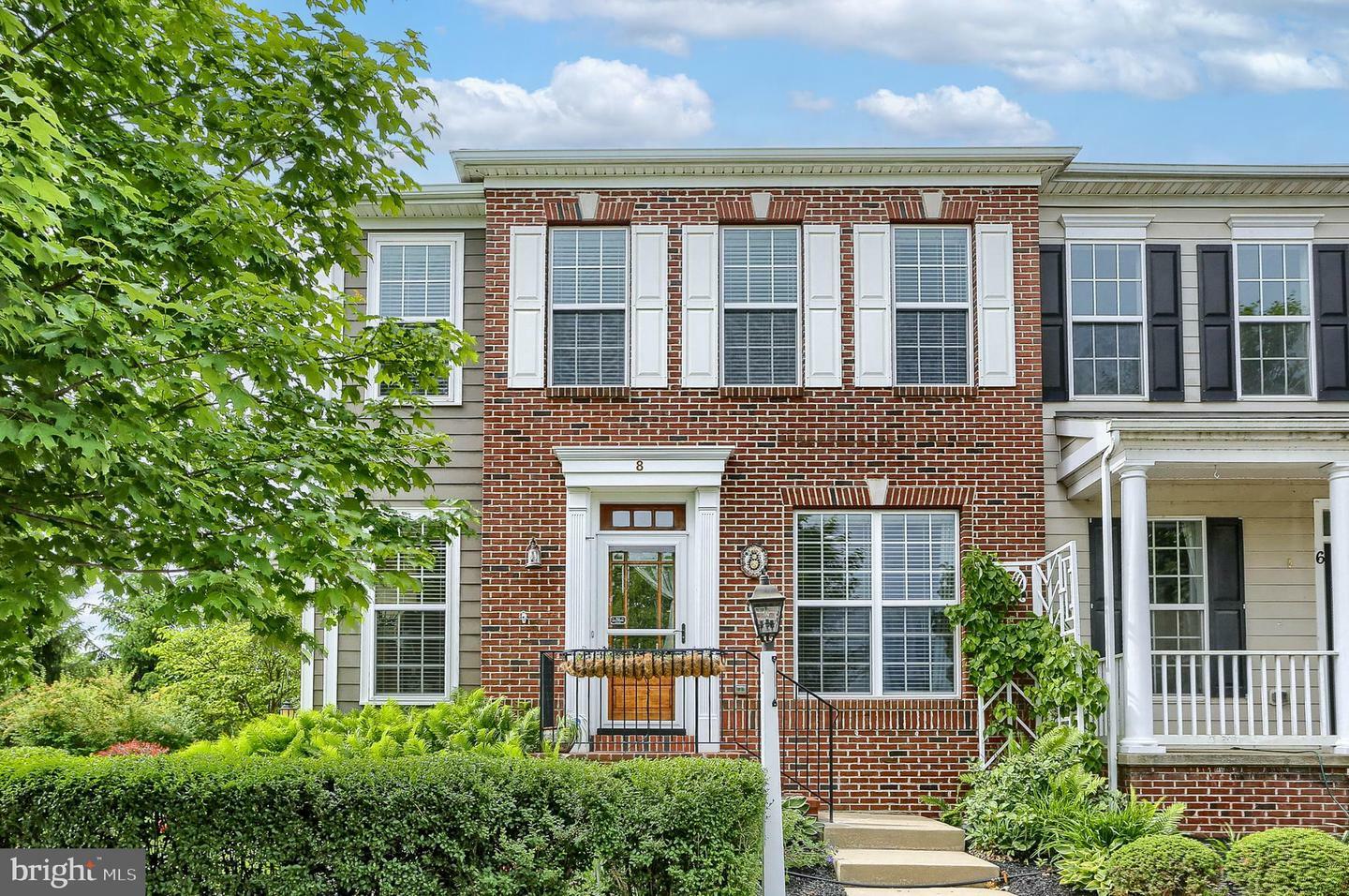 Property Photo: 8 Meadow Creek Lane PA 17050