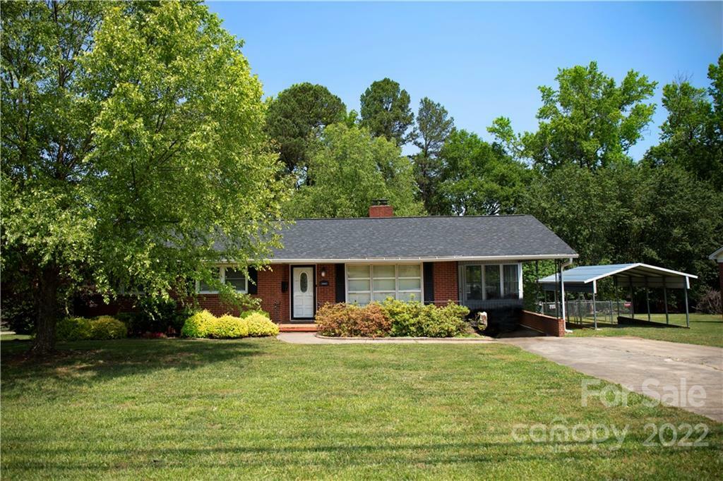 Property Photo:  2011 Redbud Drive  NC 28056 