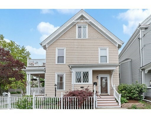 Property Photo:  17 Basset St  MA 01902 