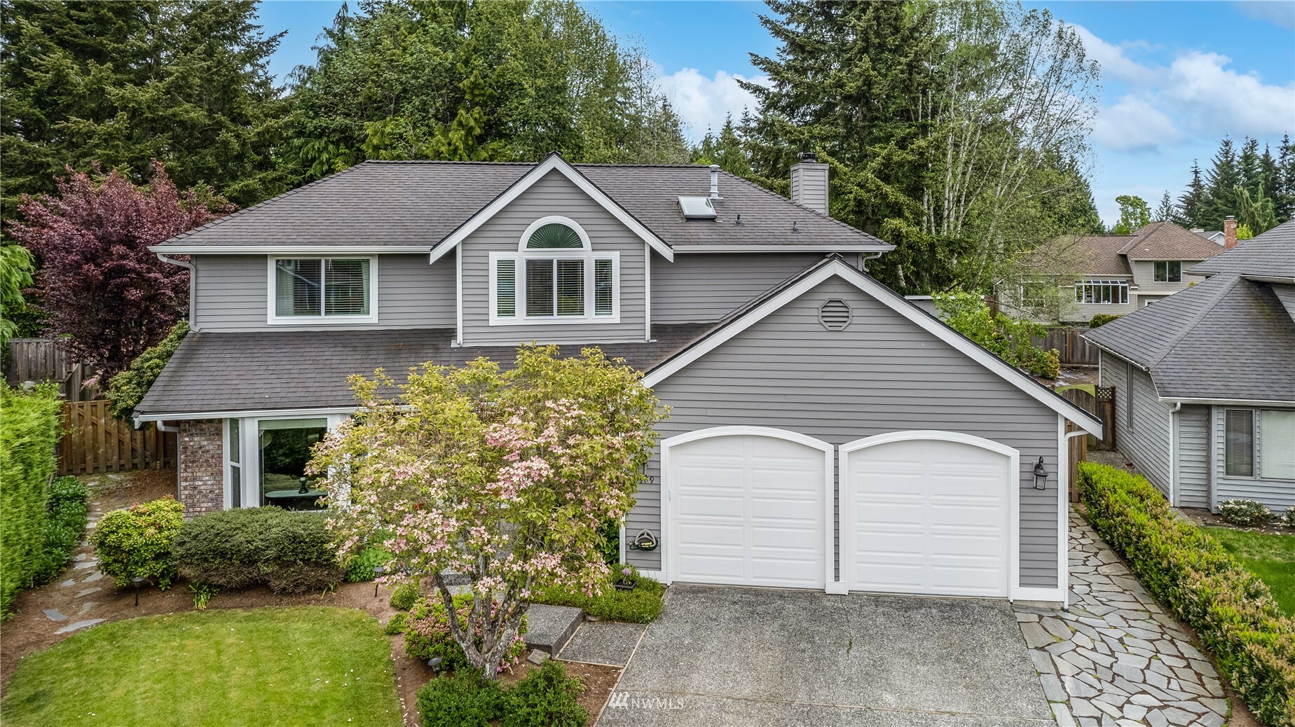 Property Photo:  20909 33rd Avenue SE  WA 98021 