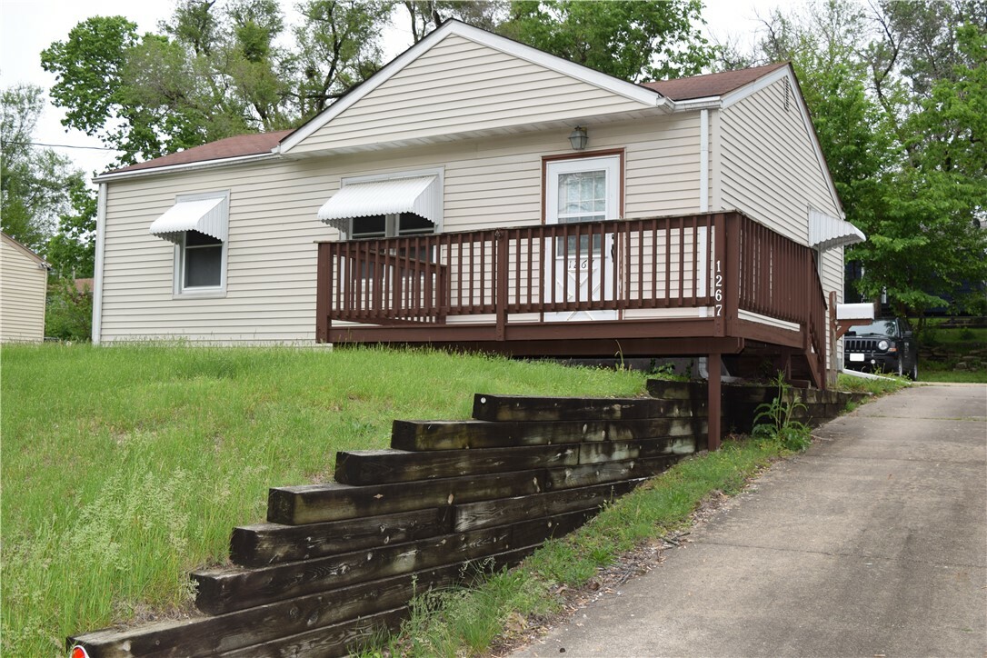 Property Photo:  1267 E 33rd Street  IA 50317 