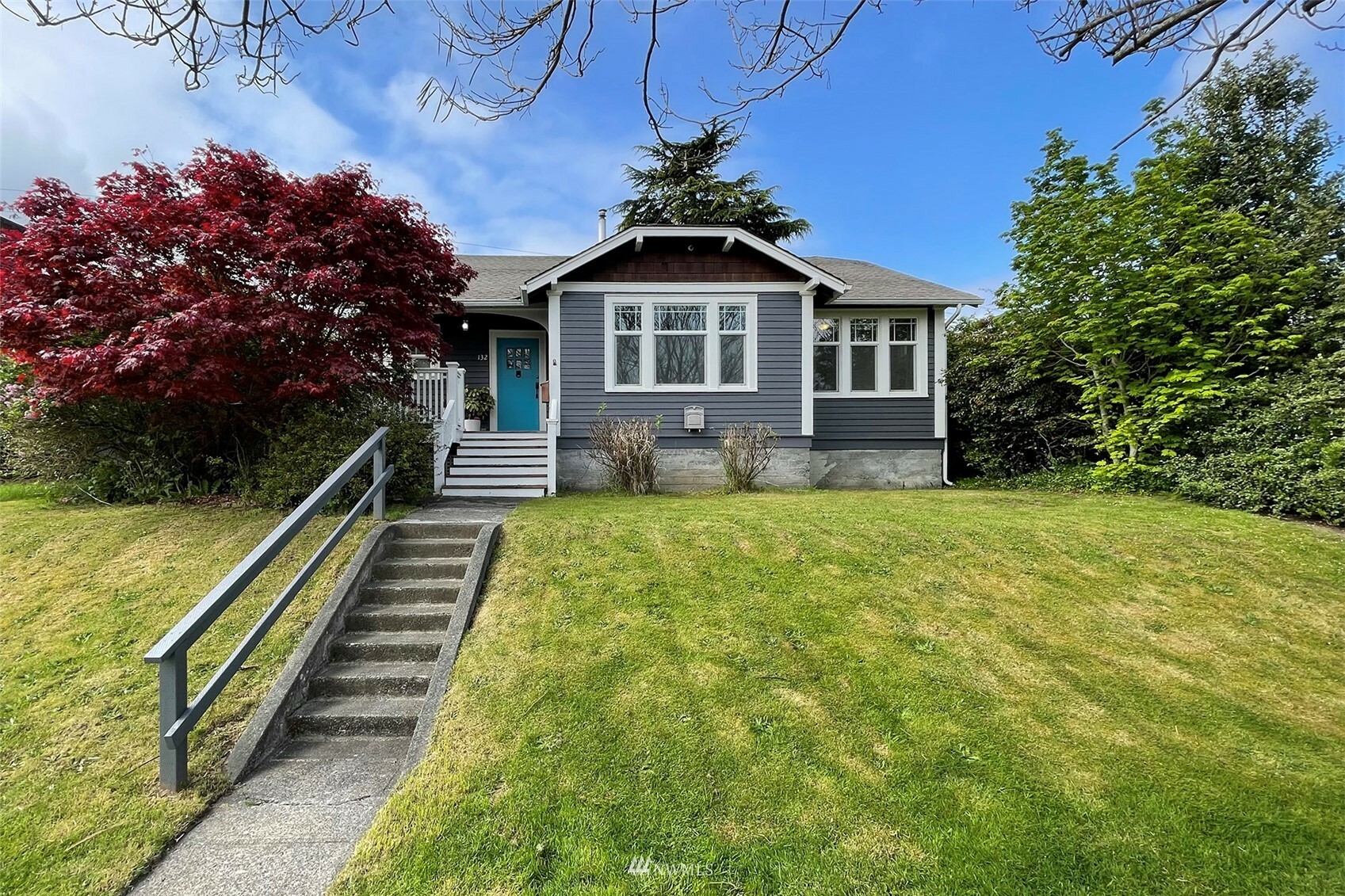 Property Photo:  132 W 14th Street  WA 98362 