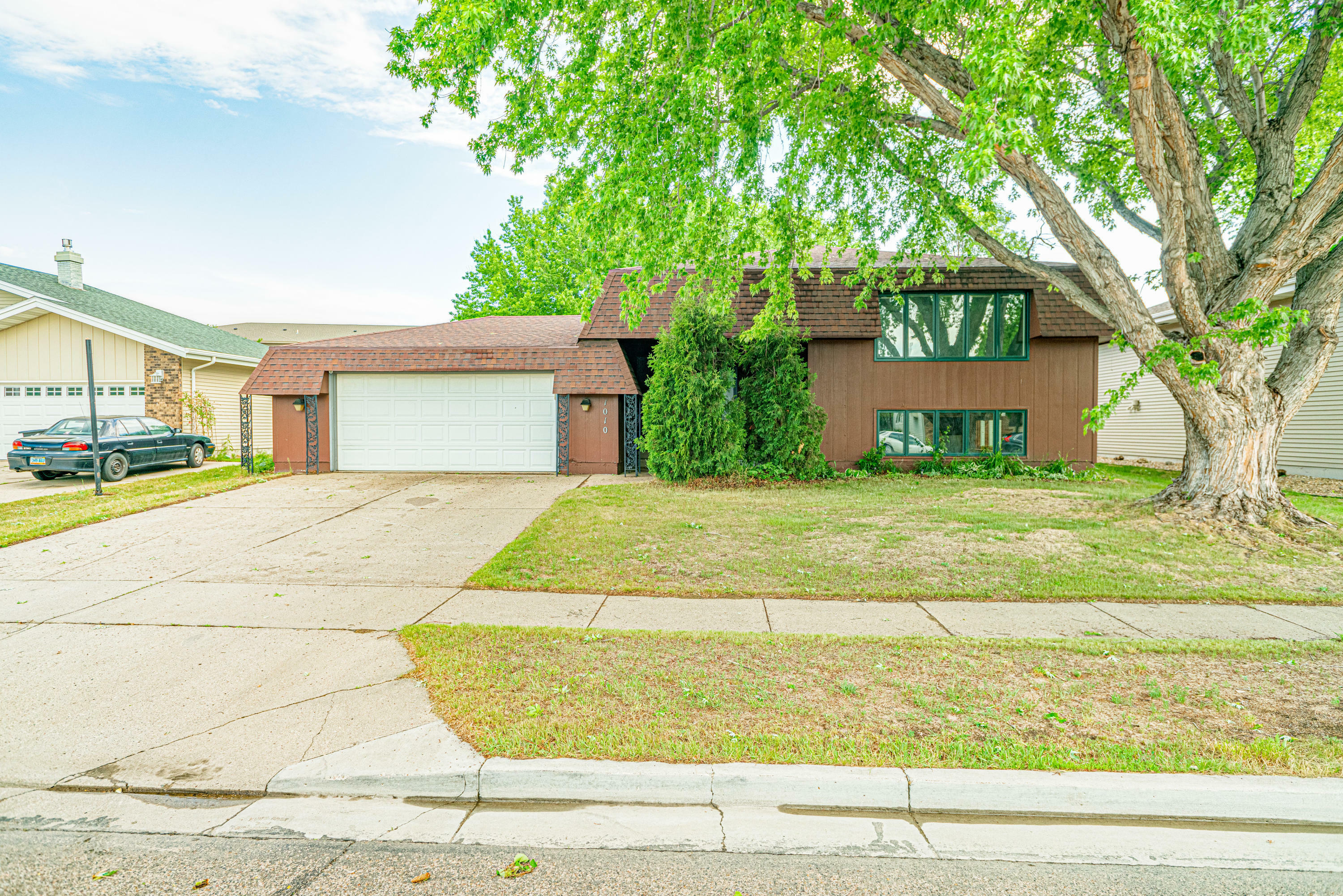 1010 St Benedict Drive W  Bismarck ND 58501 photo