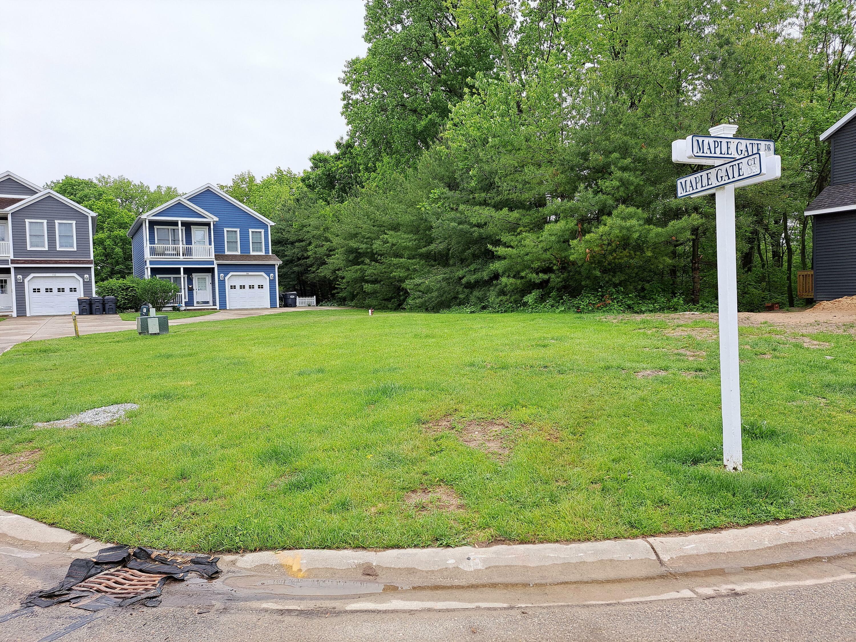 Property Photo:  220 Maple Gate Drive  MI 49090 