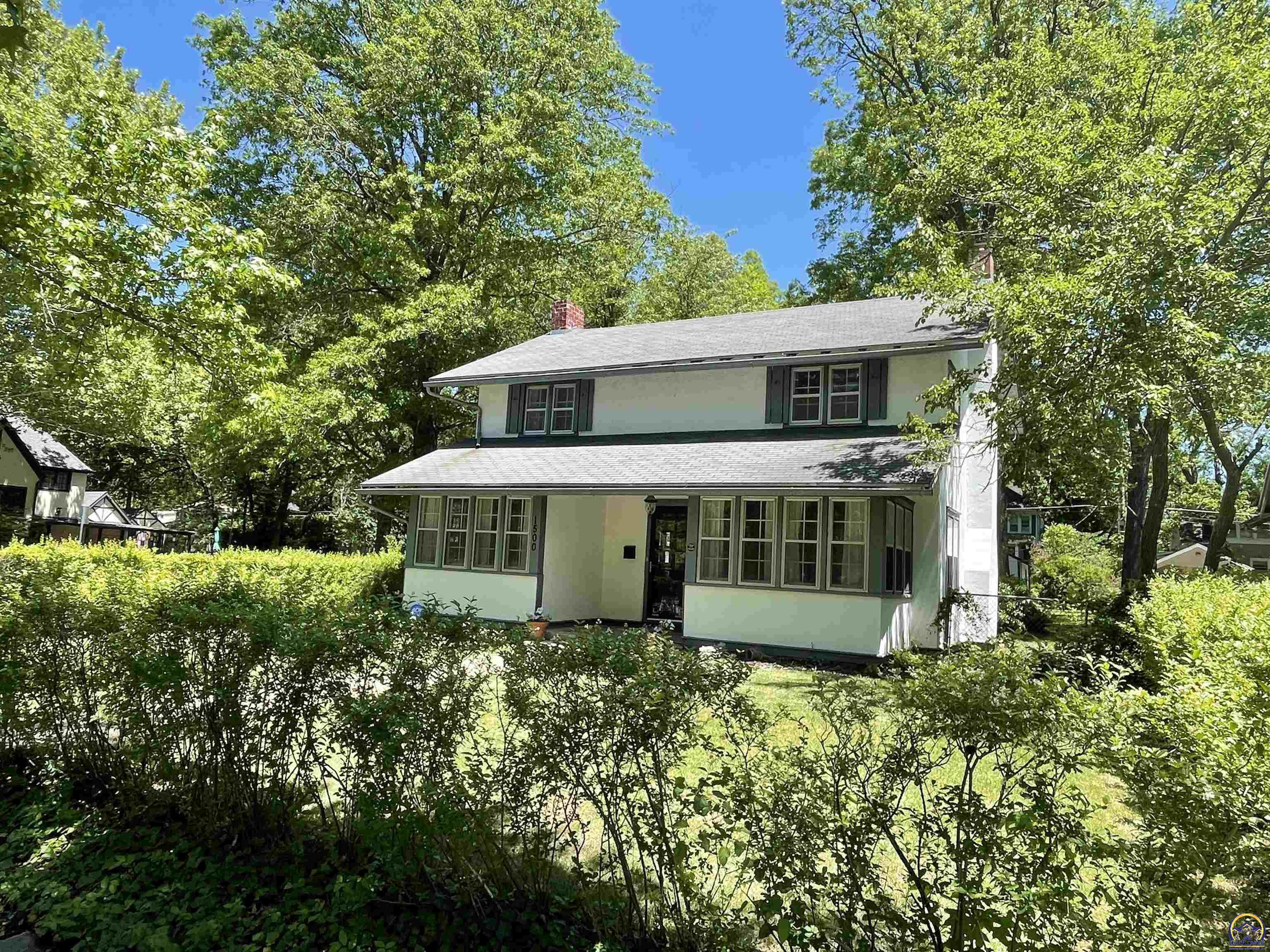 Property Photo: 1500 SW Plass Ave KS 66604