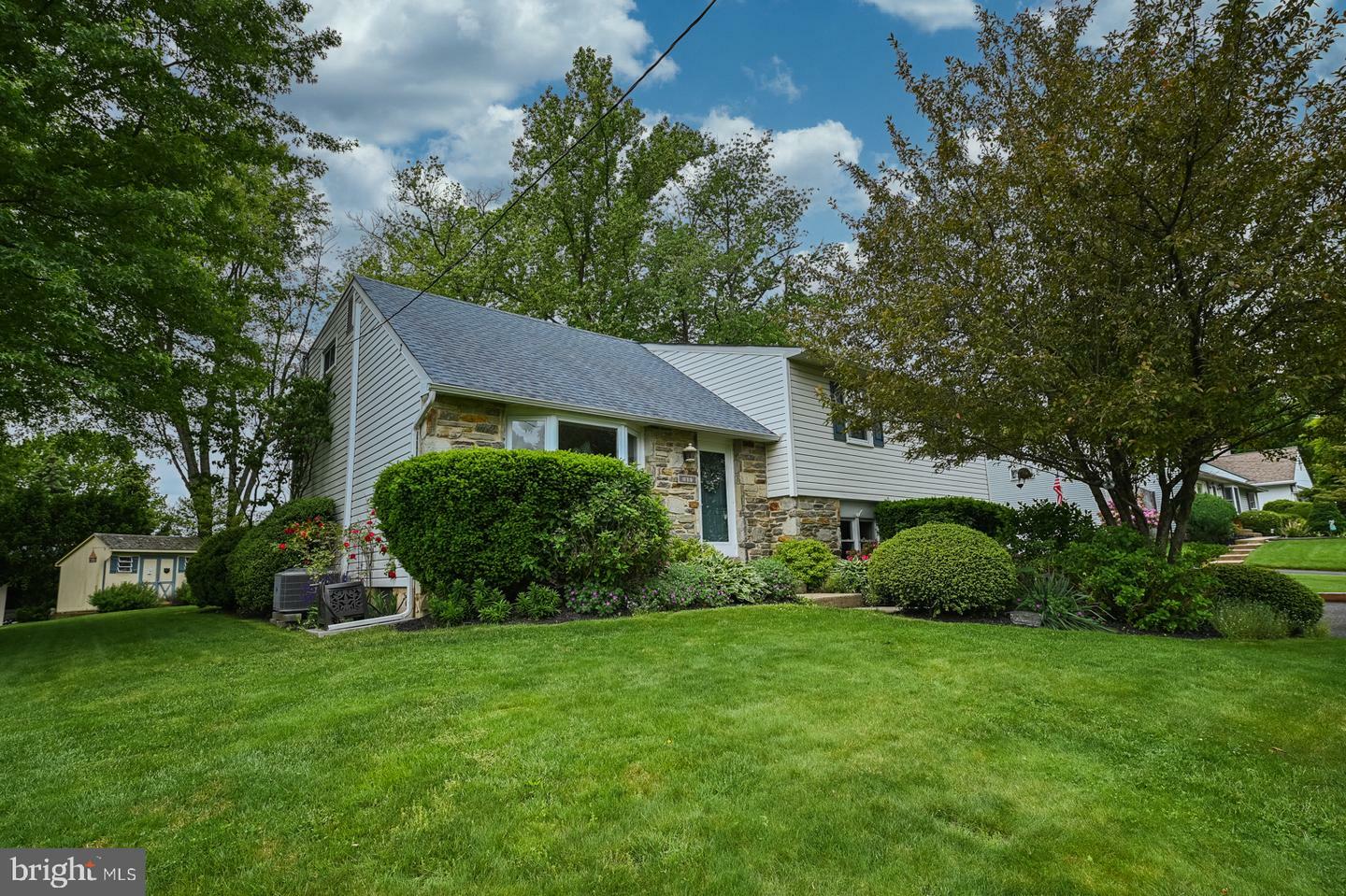 Property Photo:  507 Long Lane  PA 19040 