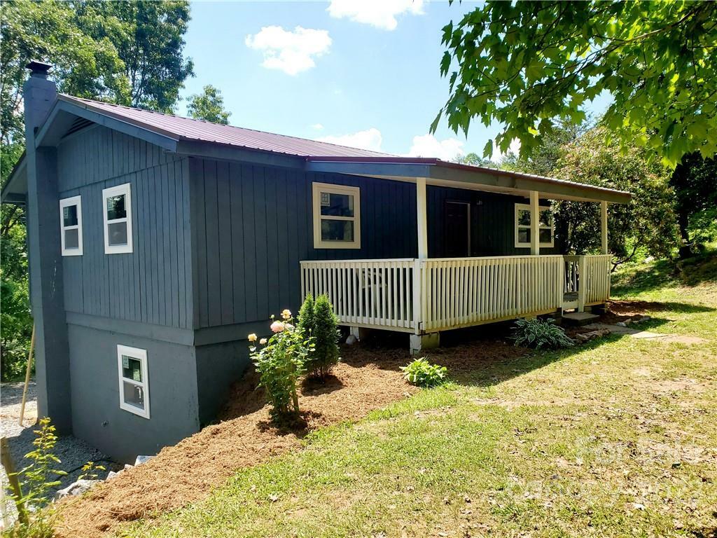 Property Photo:  140 Miller Road  NC 28753 
