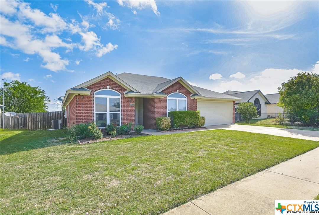 Property Photo: 1805 Basalt Drive TX 76549